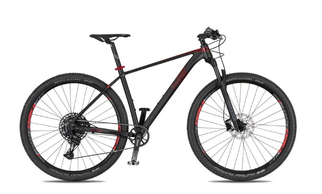 4EVER SABATON 29" Sort/ Metal Rød 1 4EVER SABATON 29" Sort/ Metal Rød